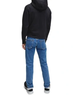 Calvin Klein Jeans Essential Regular Hoodie Black -Men's Fashion 839110420 4 720x928