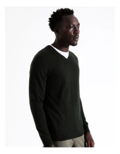 Australian Merino V-Neck Knit In Dark Green -Men's Fashion 880470550 5 1 720x928
