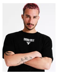 Oak Short Sleeve Tee Chicago Bulls In Black -Men's Fashion 911087560 6 720x928