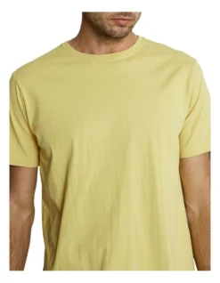 Reginald Tee In Yellow Ochre -Men's Fashion 929045170 3 720x928