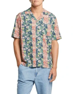 Wrangler Aloha Resort Shirt In Island Fauna