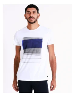 Leo Short Sleeve Placement Print Tee In White -Men's Fashion 956537200 2 720x928