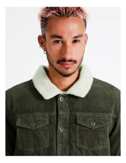 Crescent Cord Sherpa Lined Jacket In Green -Men's Fashion 960256000 3 720x928
