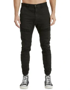 Spectra Jogger Pant In Black