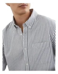 French Connection Oxford Regular Fit Shirt In Blue/White 9 French Connection Oxford Regular Fit Shirt In Blue/White -Men's Fashion 990504730 4 720x928